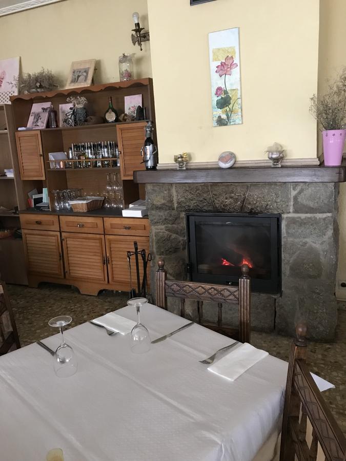 Hostal San Miguel Villalobar Exteriör bild